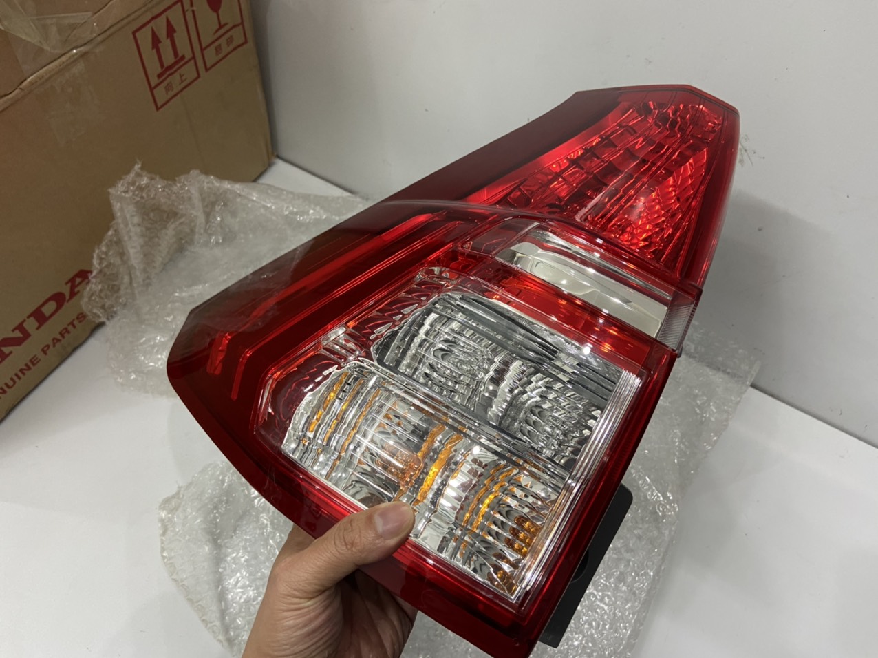 Đèn hậu bên phụ xe honda CRV 2015-2017